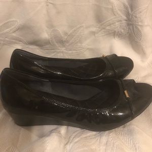 Cold Haan black patient small wedge